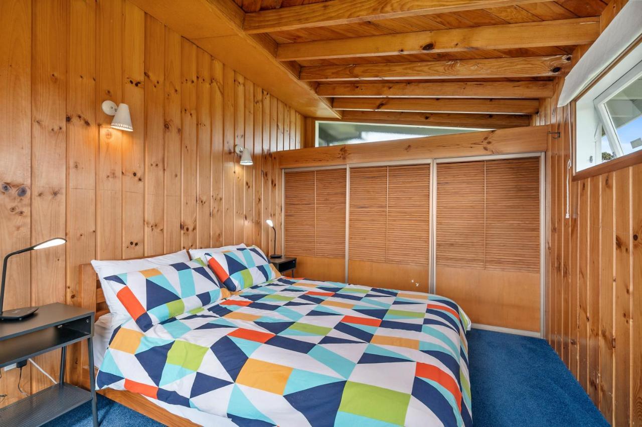 Queenie - Waikanae Beach Holiday Home Exterior foto